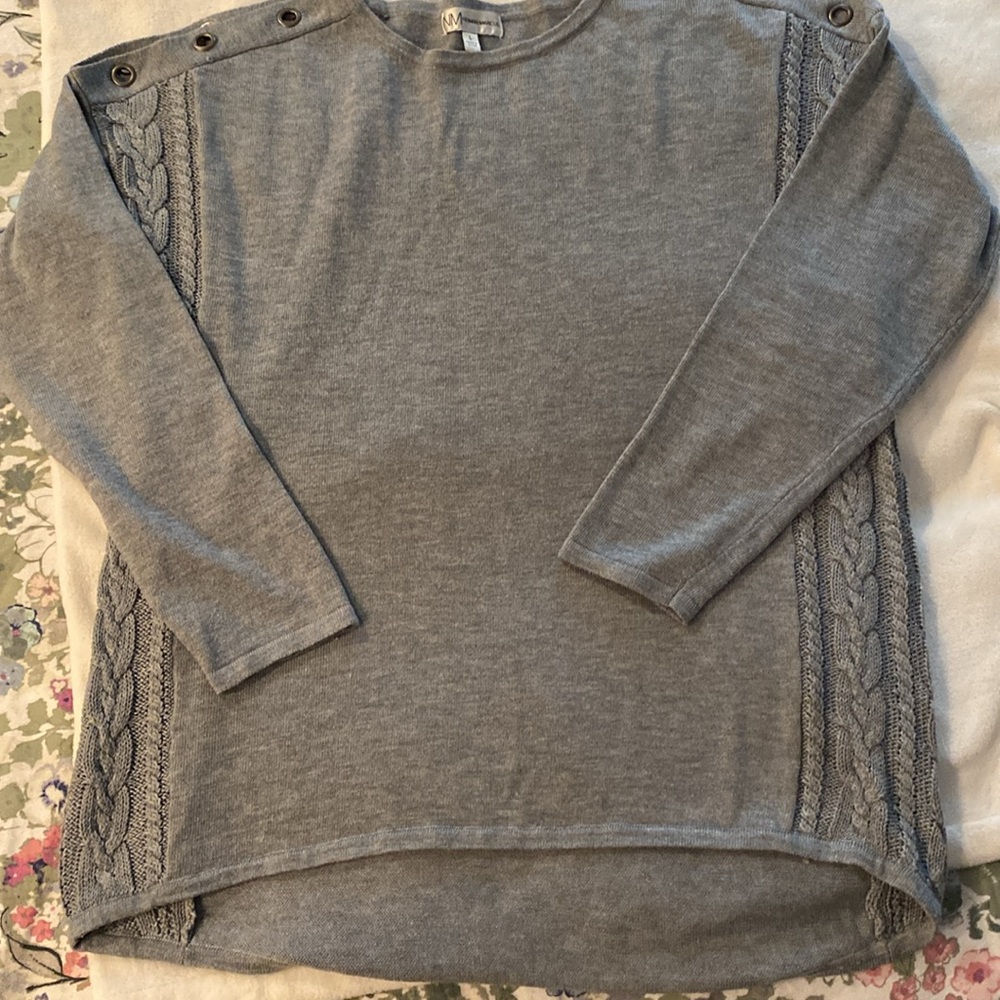COLD SHOULDER SWEATER